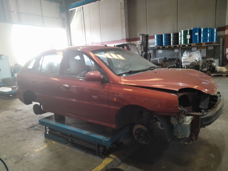 kia rio i hatchback (dc) del año 2003