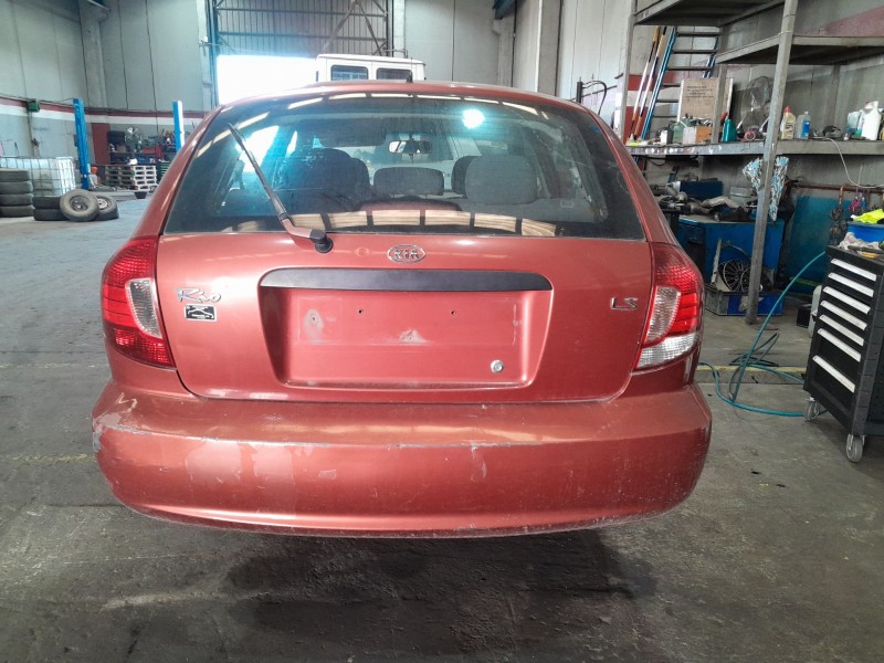 kia rio i hatchback (dc) del año 2003