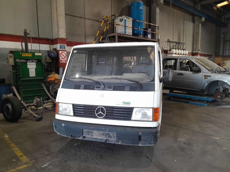 mercedes-benz mb autobús (w631) del año 1994