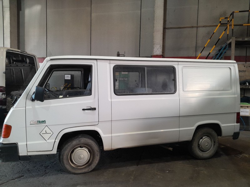 mercedes-benz mb autobús (w631) del año 1994