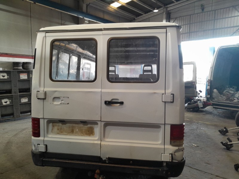 mercedes-benz mb autobús (w631) del año 1994