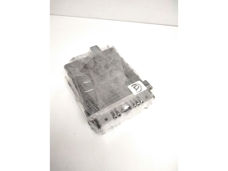 Recambio de centralita motor uce para volkswagen passat berlina (3b2) 1.8 referencia OEM IAM 0280000739 443907403G 28624