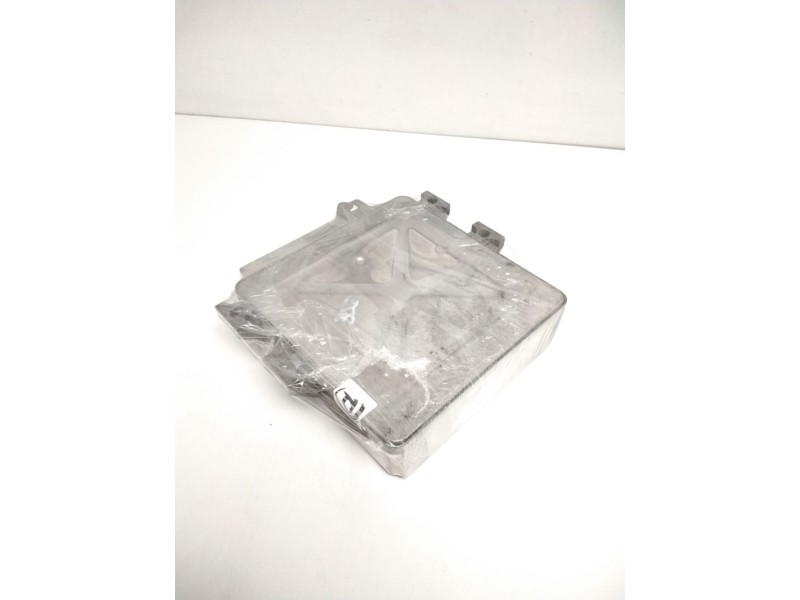 Recambio de centralita motor uce para peugeot 206 berlina xr referencia OEM IAM 9637086980 IAW1AP81 16301574