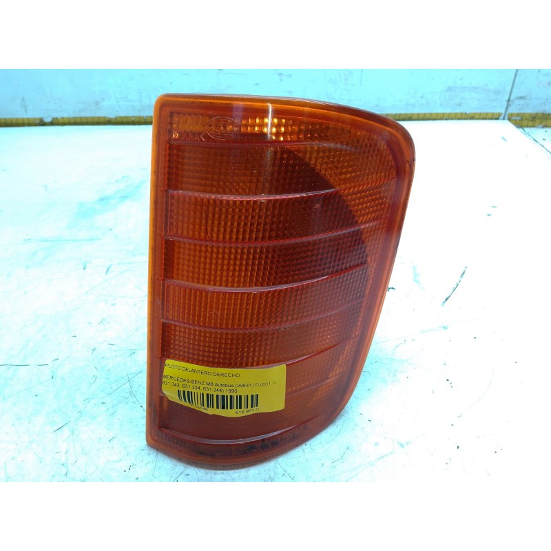 Recambio de piloto delantero derecho para mercedes-benz mb autobús (w631) d (631.333, 631.343, 631.334, 631.344) referencia OEM 