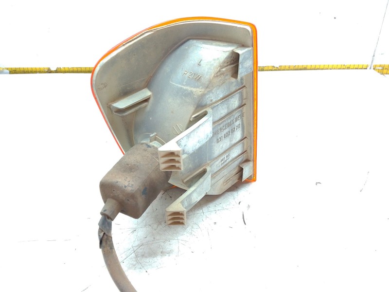 Recambio de piloto delantero derecho para mercedes-benz mb autobús (w631) d (631.333, 631.343, 631.334, 631.344) referencia OEM 