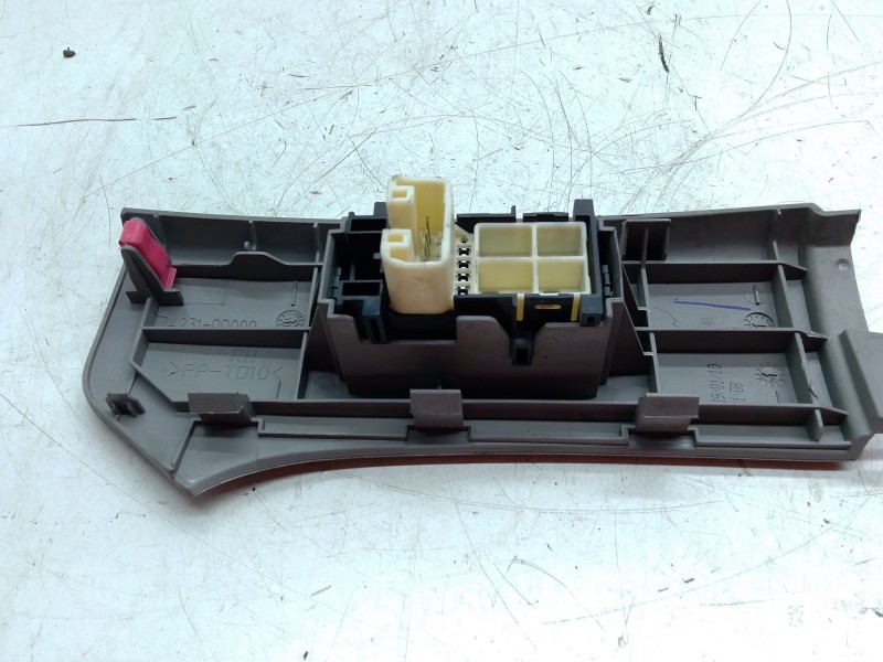 Recambio de mando elevalunas delantero derecho para toyota yaris (_p9_) 1.0 vvt-i (ksp90_) referencia OEM IAM 742310D090  