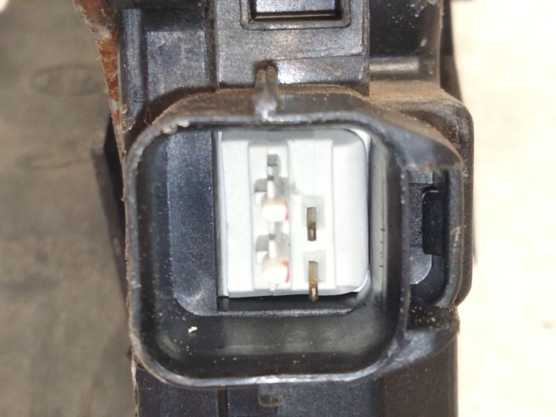 Recambio de cerradura puerta trasera derecha para kia rio i hatchback (dc) 1.5 16v referencia OEM IAM 814211G000  