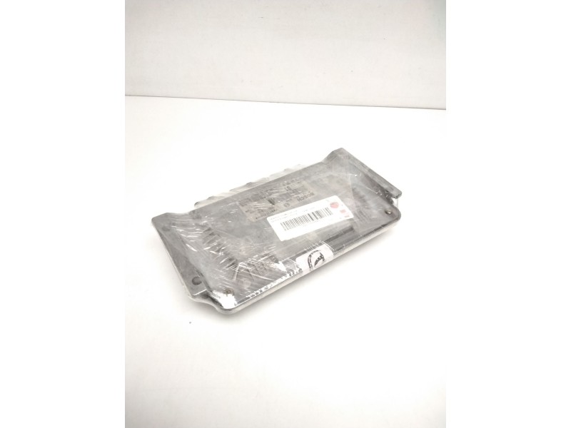 Recambio de centralita motor uce para citroën saxo 1.5 d sx referencia OEM IAM 0281001839 9630059880 28FM0279