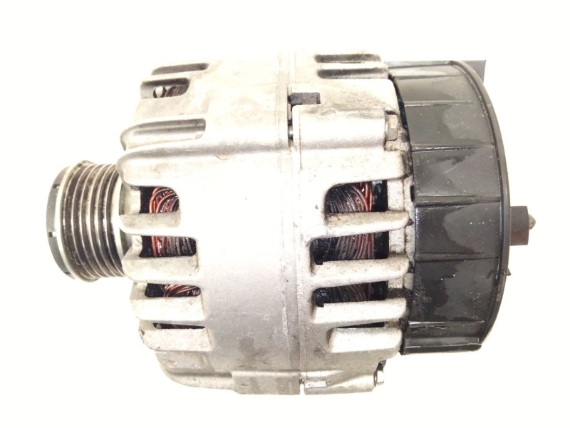 Recambio de alternador para renault grand scénic iii (jz0/1_) 1.5 dci referencia OEM IAM 231000026R  