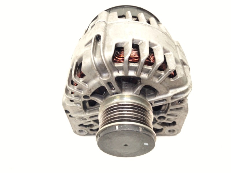 Recambio de alternador para renault grand scénic iii (jz0/1_) 1.5 dci referencia OEM IAM 231000026R  