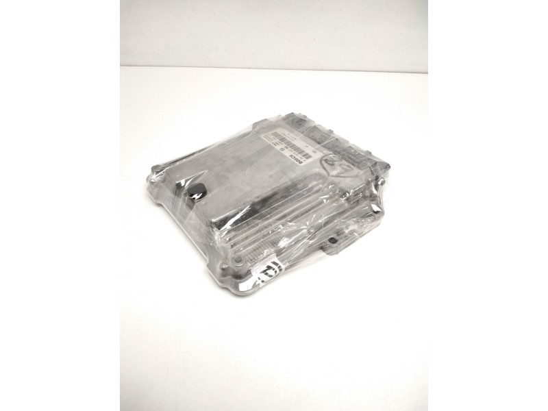 Recambio de centralita motor uce para renault trafic combi (ab 4.01) 2.0 dci diesel fap cat referencia OEM IAM 237101754R 028101