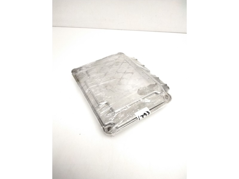 Recambio de centralita motor uce para skoda fabia familiar (6y5) comfort referencia OEM IAM 038906019HT 0281010947 1039S00316