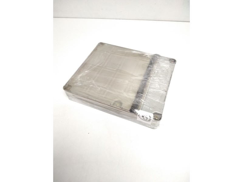 Recambio de centralita motor uce para toyota yaris (ncp1/nlp1/scp1) 1.3 cat referencia OEM IAM 8966152320 2110007860 1NZFE