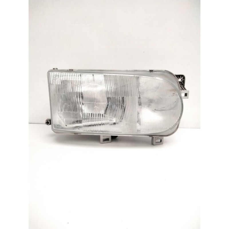 Recambio de faro derecho para nissan serena (c23) 2.0 d (kvjc23) referencia OEM IAM 260109C108 NISSAN 67626060 Recambio de faro derecho para nissan serena (c23) 2.0 d (kvjc23) referencia OEM IAM 260109C108 NISSAN 67626060