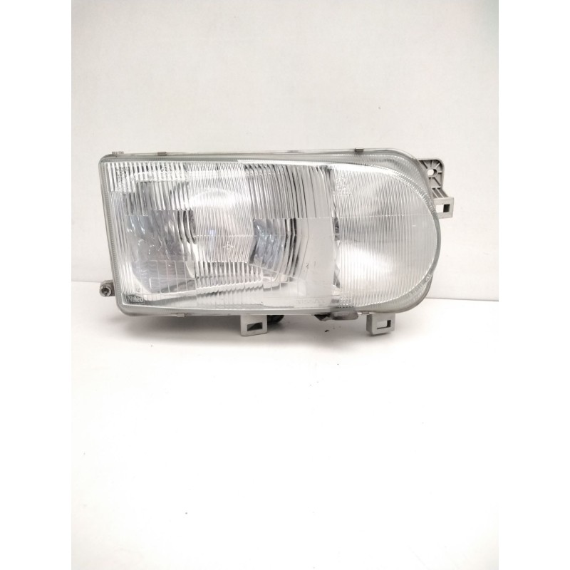 Recambio de faro derecho para nissan serena (c23) 2.0 d (kvjc23) referencia OEM IAM 260107C008 NISSAN 67735060 Recambio de faro derecho para nissan serena (c23) 2.0 d (kvjc23) referencia OEM IAM 260107C008 NISSAN 67735060