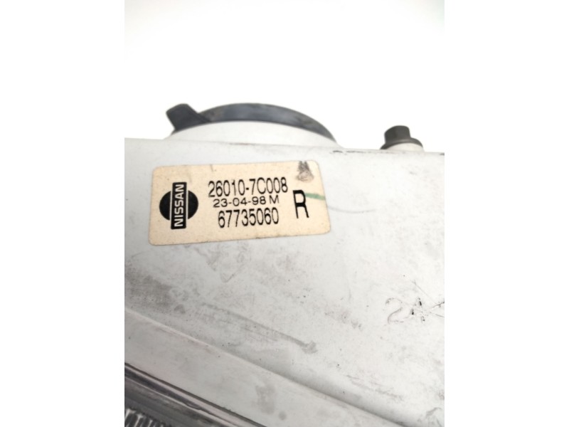 Recambio de faro derecho para nissan serena (c23) 2.0 d (kvjc23) referencia OEM IAM 260107C008 NISSAN 67735060