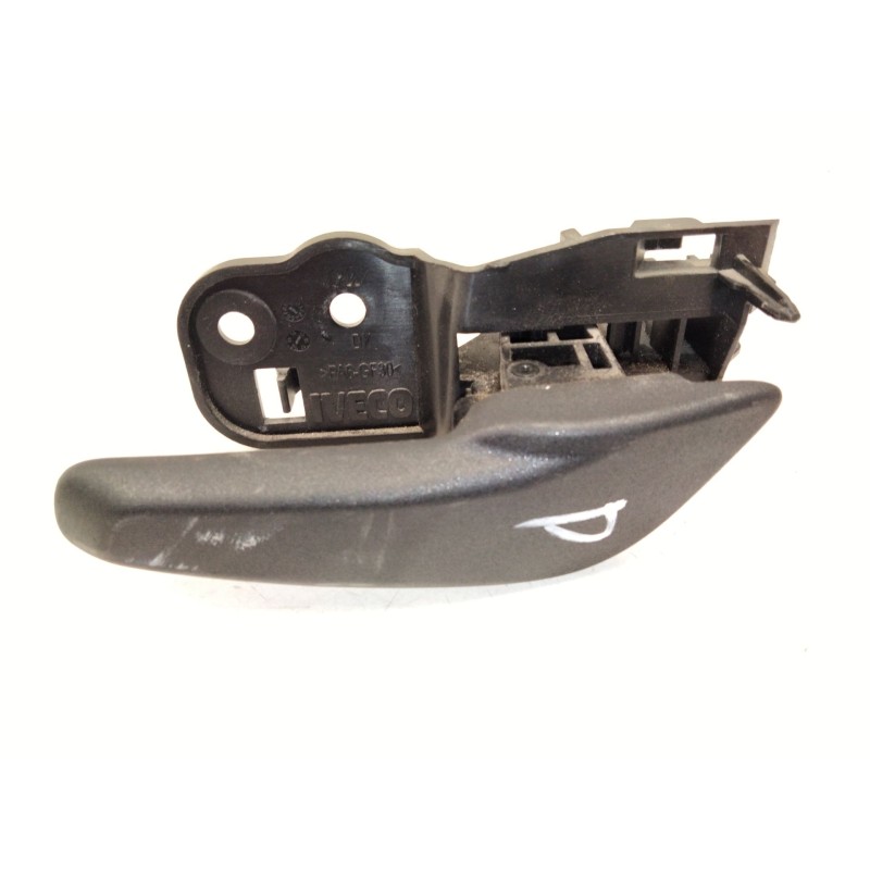 Recambio de maneta interior delantera derecha para iveco daily vi furgoneta 33s11, 35s11, 35c11 referencia OEM IAM 5801834162  