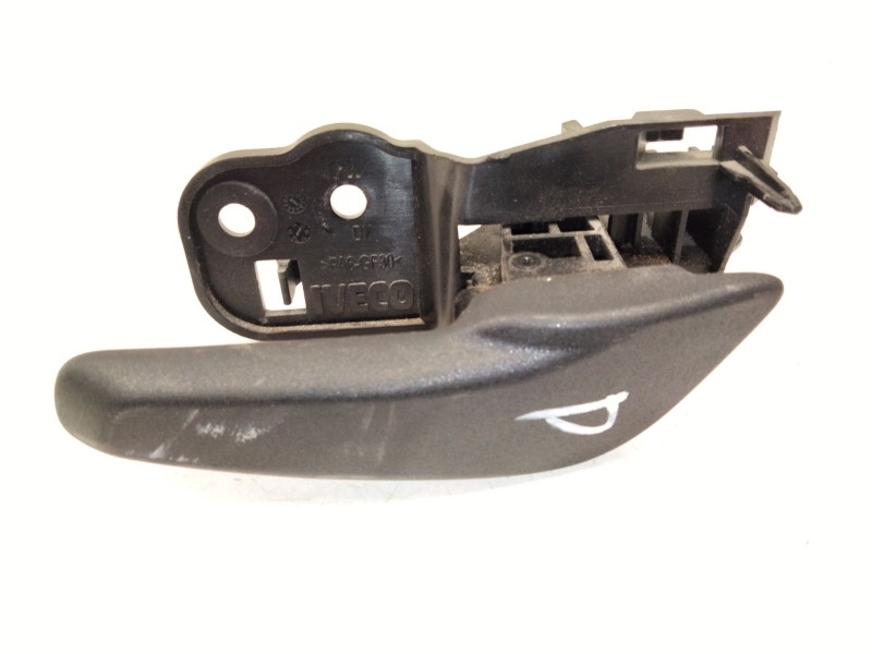 Recambio de maneta interior delantera derecha para iveco daily vi furgoneta 33s11, 35s11, 35c11 referencia OEM IAM 5801834162  