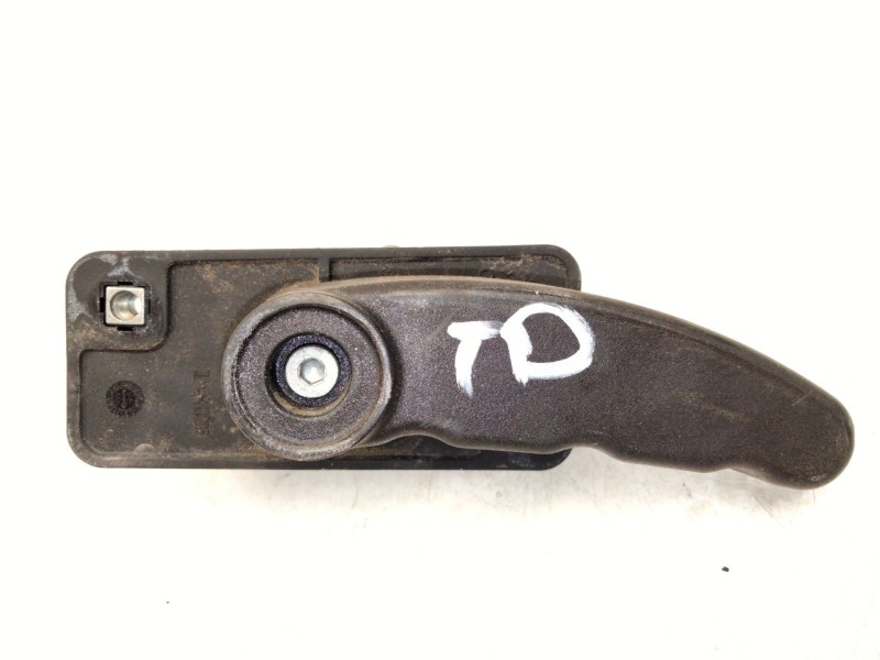 Recambio de maneta interior trasera derecha para iveco daily vi furgoneta 33s11, 35s11, 35c11 referencia OEM IAM 5801819409  