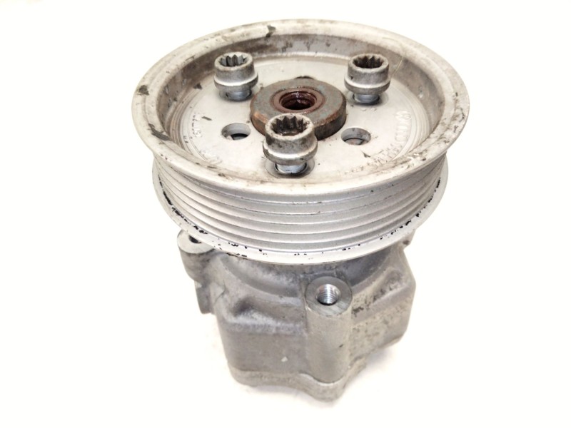 Recambio de bomba direccion para volkswagen california t5 camper (7ec, 7ef, 7eg, 7hf, 7hc) 2.0 tdi referencia OEM IAM 7E0422154E