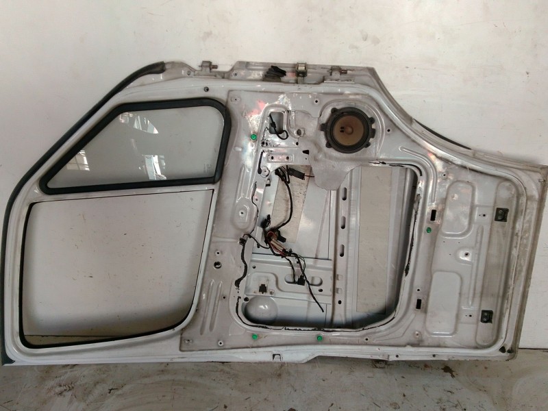 Recambio de puerta delantera izquierda para volkswagen crafter 30-50 furgoneta (2e_) 2.0 tdi referencia OEM IAM   