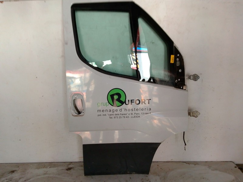 Recambio de puerta delantera derecha para iveco daily vi furgoneta 33s11, 35s11, 35c11 referencia OEM IAM   