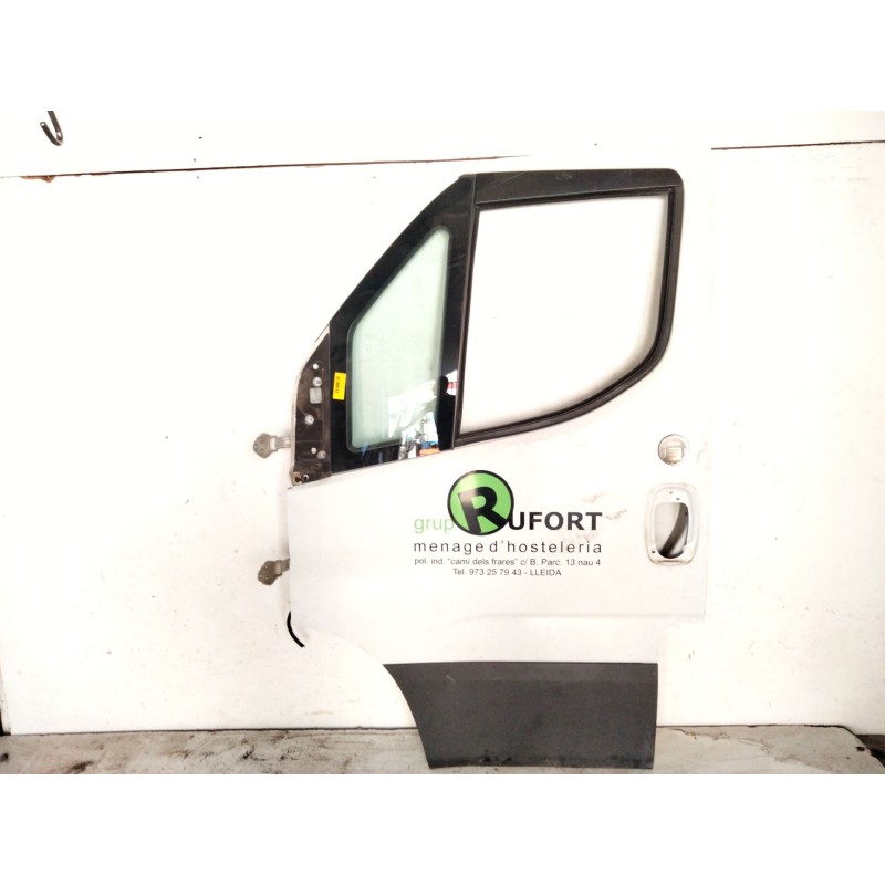 Recambio de puerta delantera izquierda para iveco daily vi furgoneta 33s11, 35s11, 35c11 referencia OEM IAM    Recambio de puerta delantera izquierda para iveco daily vi furgoneta 33s11, 35s11, 35c11 referencia OEM IAM