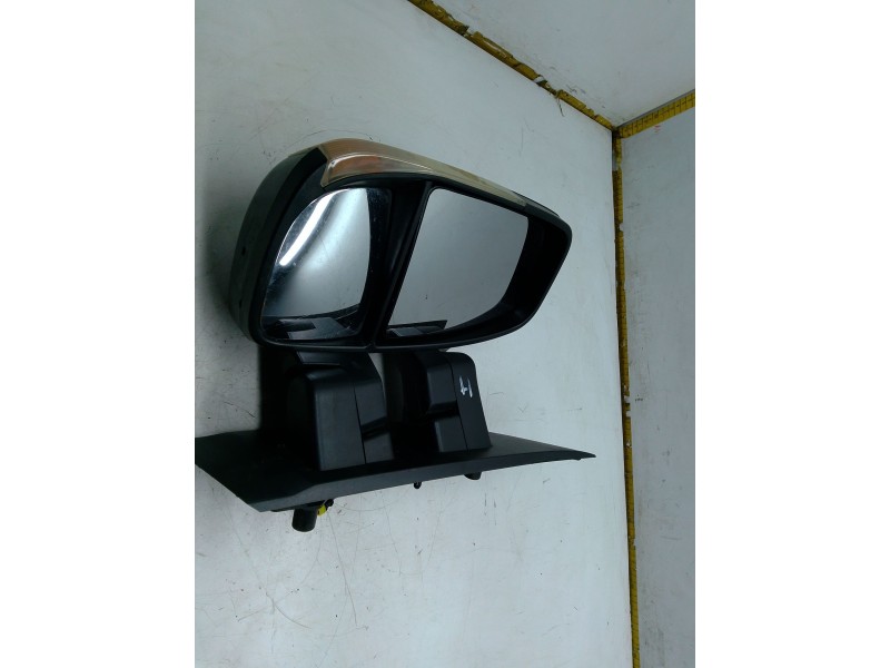 Recambio de retrovisor izquierdo para iveco daily vi furgoneta 33s11, 35s11, 35c11 referencia OEM IAM   