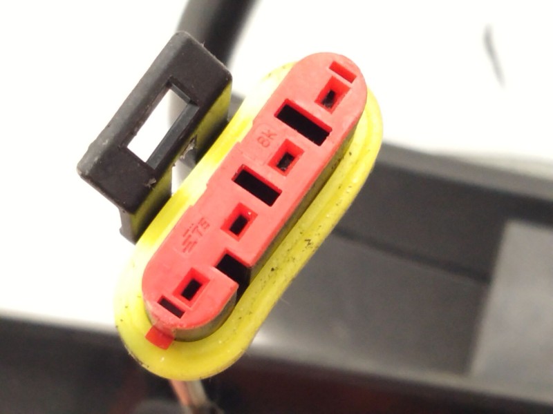 Recambio de retrovisor derecho para iveco daily vi furgoneta 33s11, 35s11, 35c11 referencia OEM IAM 5802029830  