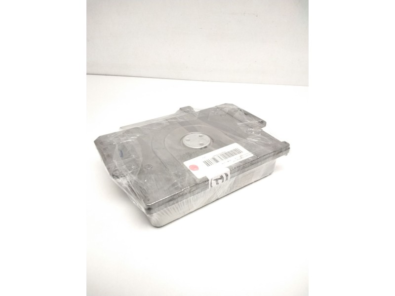 Recambio de centralita motor uce para citroën saxo 1.1 x referencia OEM IAM 0261204622 9630278180 26FM0443