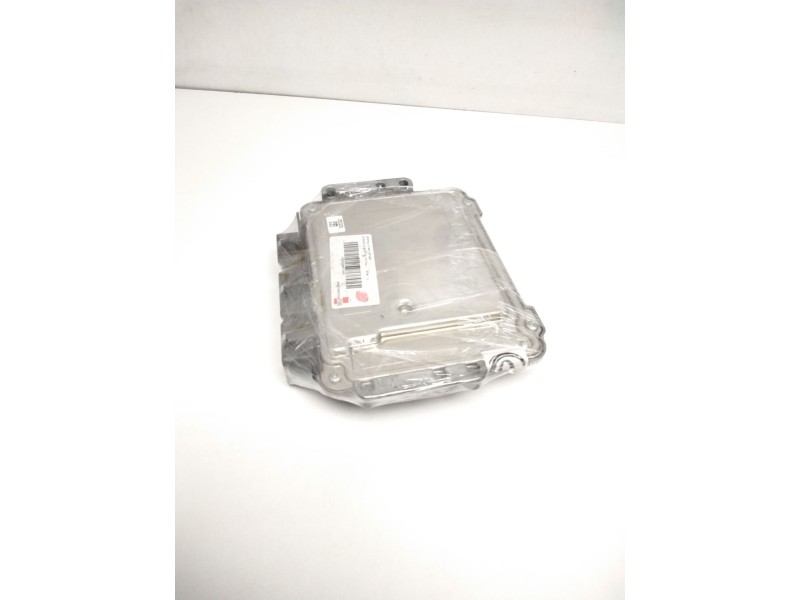 Recambio de centralita motor uce para citroën c4 berlina vtr plus referencia OEM IAM 0281011863 9681377280 EDC16C34