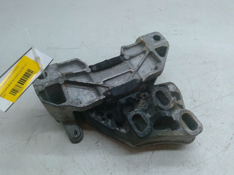 Recambio de soporte caja cambio superior para mercedes-benz gla (h247) gla 200 (247.787) referencia OEM IAM A2472403100  