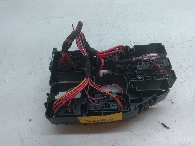 Recambio de caja fusibles para mercedes-benz gla (h247) gla 200 (247.787) referencia OEM IAM A1779069601  
