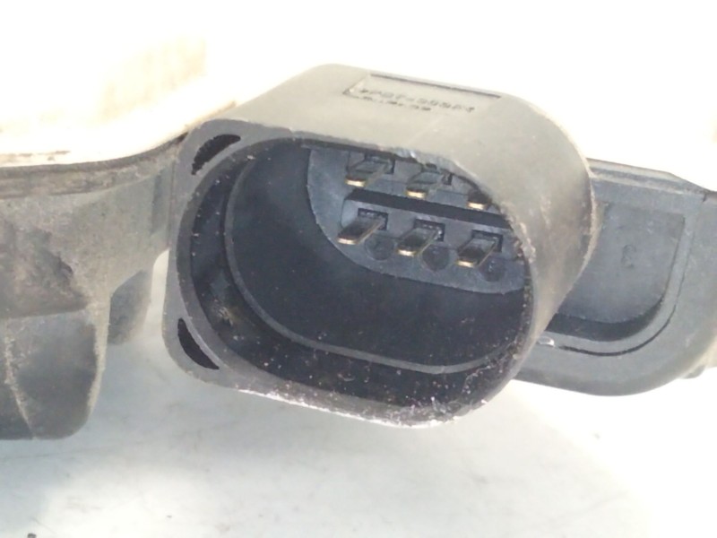 Recambio de cerradura puerta delantera derecha para skoda fabia ii combi (545) 1.6 tdi referencia OEM IAM 5N1837016C  