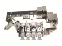 Recambio de fusible bateria para mercedes-benz gla (h247) gla 200 (247.787) referencia OEM IAM A1775404307  