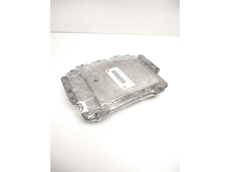 Recambio de centralita motor uce para renault master ii phase 2 caja cerrada 2.5 diesel referencia OEM IAM 0281011940 8200311550