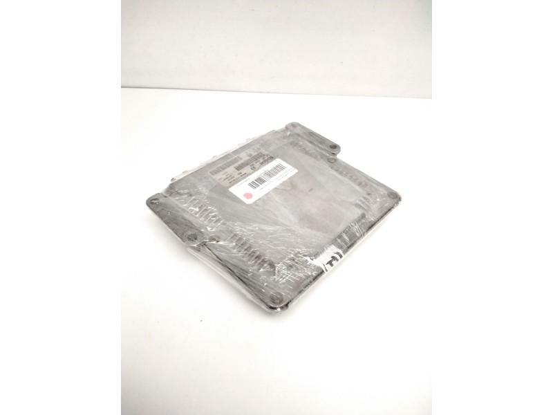 Recambio de centralita motor uce para citroën xsara berlina 2.0 hdi exclusive (80kw) referencia OEM IAM 0281010962 9646217180 ED