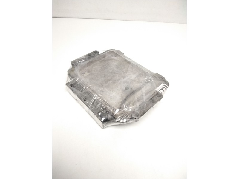 Recambio de centralita motor uce para renault master ii phase 2 caja cerrada l1h2 caja cerrada, techo elevado, 3,3 to referencia