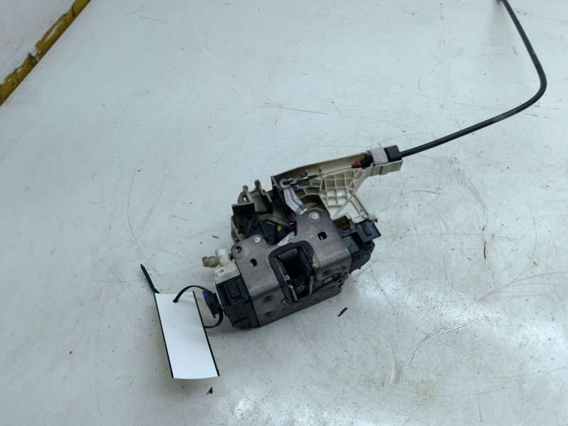 Recambio de cerradura puerta delantera izquierda para volkswagen crafter 30-50 furgoneta (2e_) 2.0 tdi referencia OEM IAM   