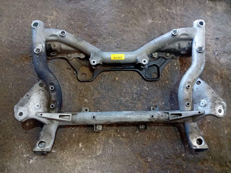 Recambio de subchasis para mercedes-benz clase c coupé (c204) c 220 cdi (204.302) referencia OEM IAM A2046280757  