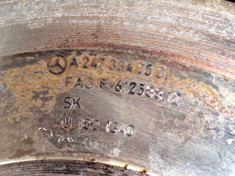 Recambio de mangueta delantera derecha para mercedes-benz gla (h247) gla 200 (247.787) referencia OEM IAM A2473340500  