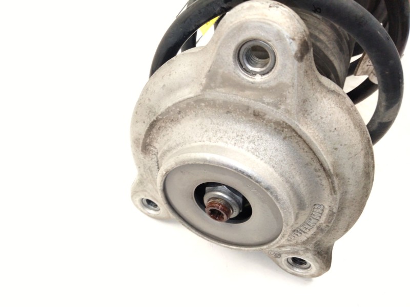 Recambio de amortiguador delantero izquierdo para mercedes-benz gla (h247) gla 200 (247.787) referencia OEM IAM A2473206301  