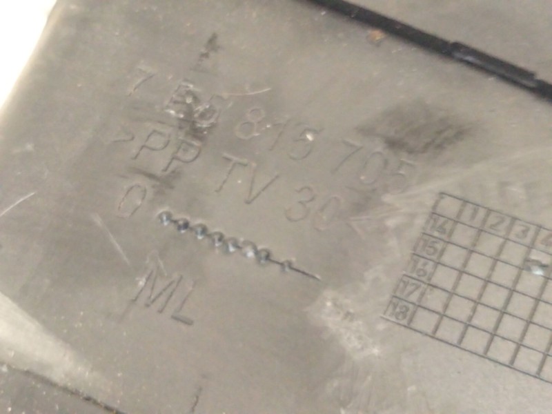 Recambio de aireador central izquierdo para volkswagen california t5 camper (7ec, 7ef, 7eg, 7hf, 7hc) 2.0 tdi referencia OEM IAM