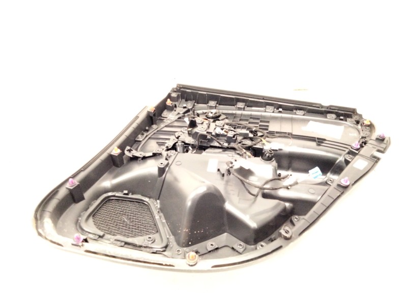 Recambio de guarnecido puerta trasera izquierda para mercedes-benz gla (h247) gla 200 (247.787) referencia OEM IAM A2477303301  