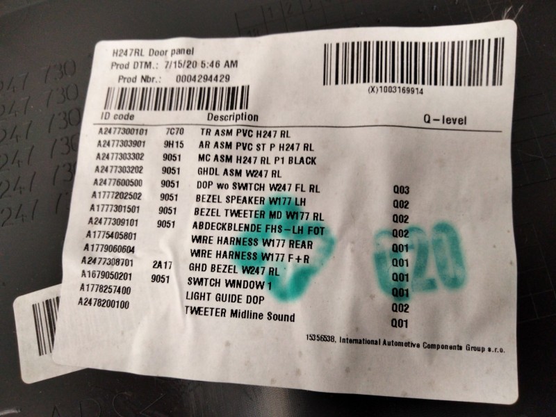 Recambio de guarnecido puerta trasera izquierda para mercedes-benz gla (h247) gla 200 (247.787) referencia OEM IAM A2477303301  