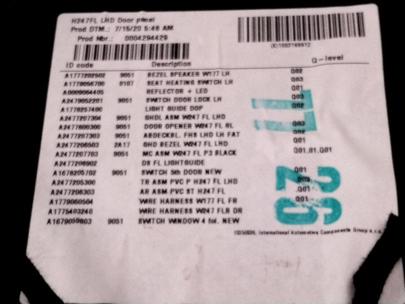 Recambio de guarnecido puerta delantera izquierda para mercedes-benz gla (h247) gla 200 (247.787) referencia OEM IAM A2477204101