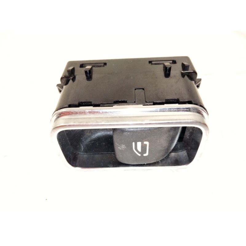 Recambio de mando elevalunas trasero izquierdo para mercedes-benz gla (h247) gla 200 (247.787) referencia OEM IAM A1679050201   Recambio de mando elevalunas trasero izquierdo para mercedes-benz gla (h247) gla 200 (247.787) referencia OEM IAM A1679050201