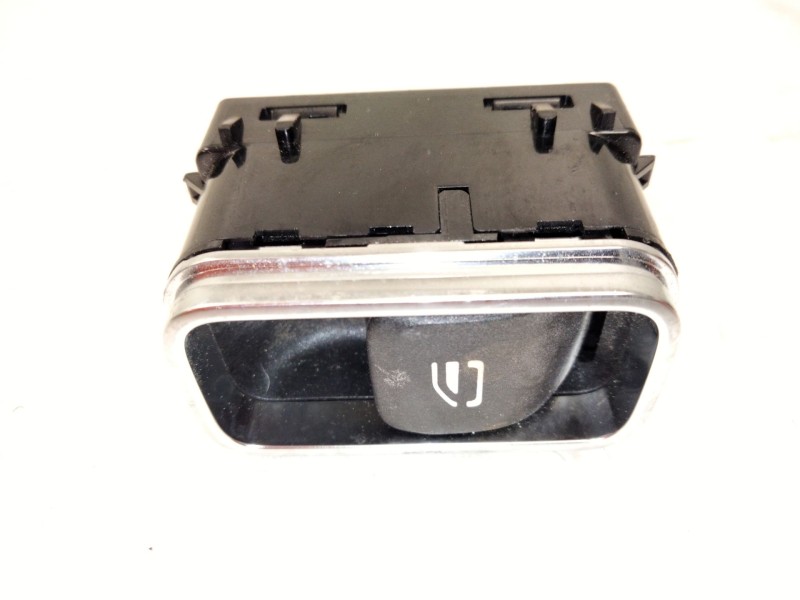 Recambio de mando elevalunas trasero izquierdo para mercedes-benz gla (h247) gla 200 (247.787) referencia OEM IAM A1679050201  