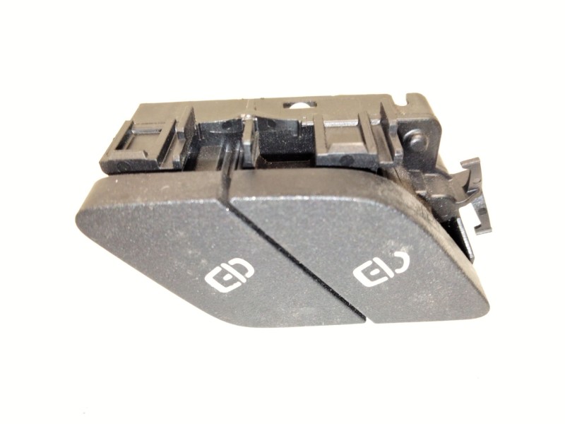 Recambio de pulsador cierre centralizado para mercedes-benz gla (h247) gla 200 (247.787) referencia OEM IAM A2479052201  