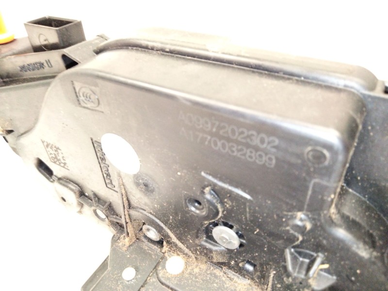 Recambio de cerradura puerta delantera izquierda para mercedes-benz gla (h247) gla 200 (247.787) referencia OEM IAM A0997202302 